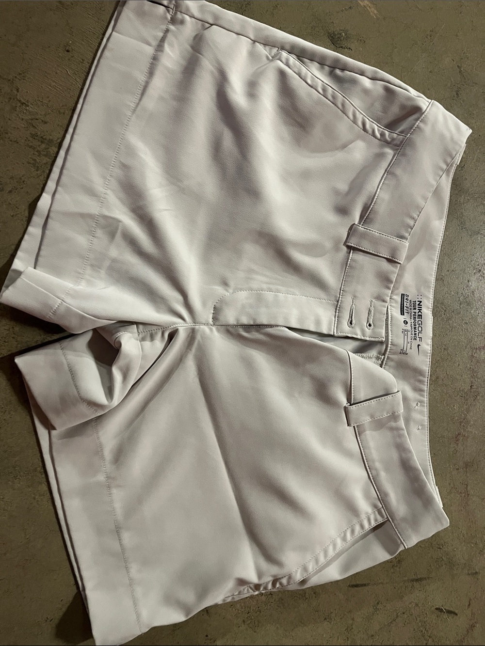 Nike Golf Women's khaki Dress Shorts